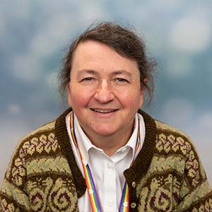 Portrait photo of Paula Chadwick